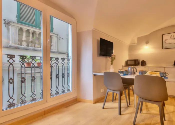Apartamento Exposed Stones - History And Aquarium *