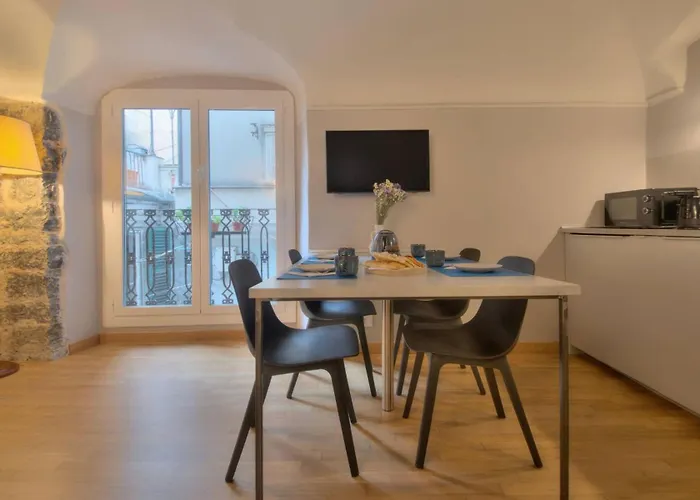 Apartamento Exposed Stones - History And Aquarium *